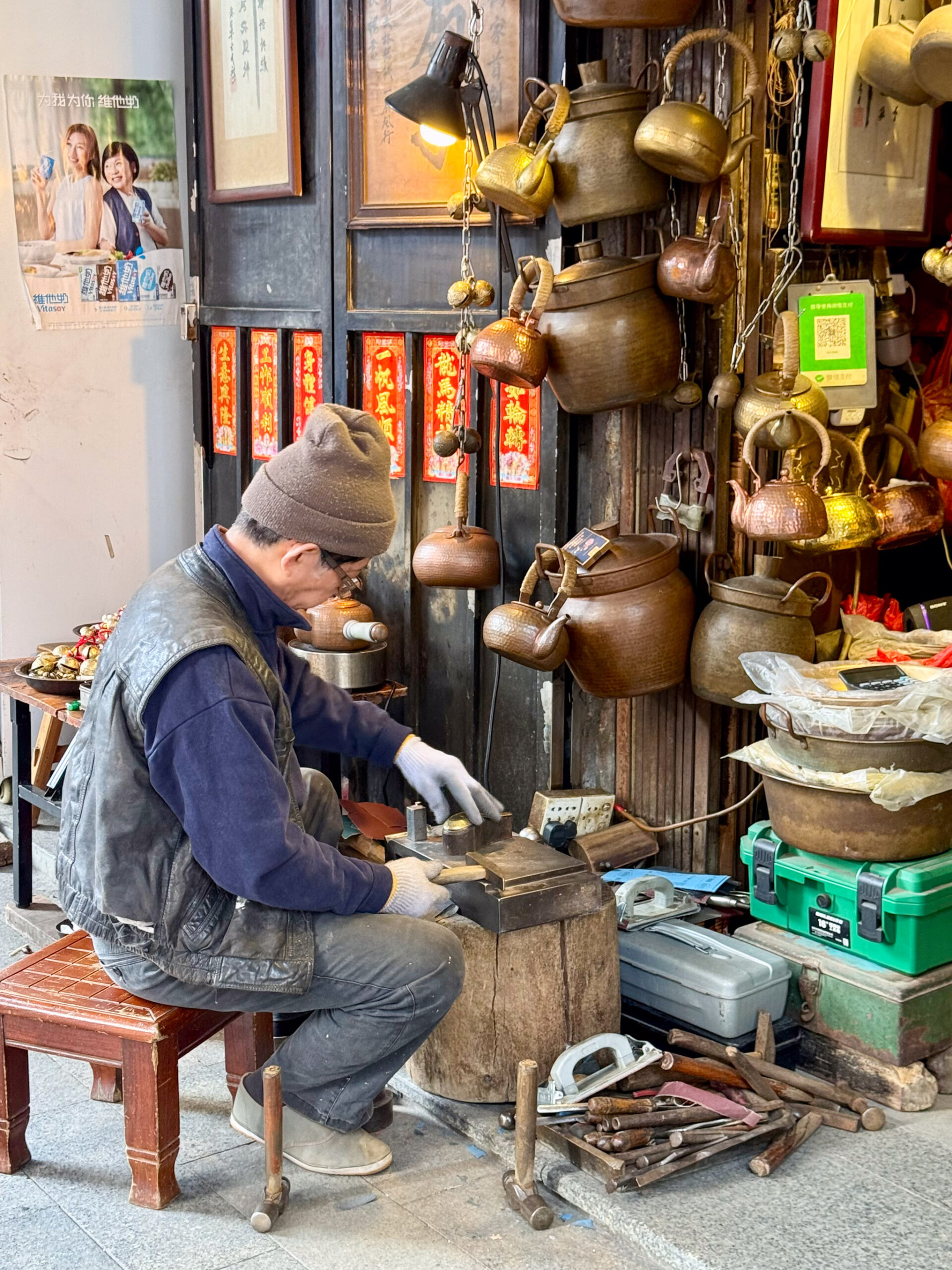 Guangzhou Citywalk Routes: 4 Walking Themes + One-Day Itinerary & Photo Spots